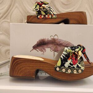 Jessica Simpson "Resima" Tropical Multi" Lily of Jungle Sandals. NIB. Size 6